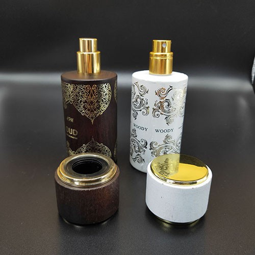 Wholesale Custom Perfume Glass Bottle Mini 50 ML with Atomizer  from China Supplier