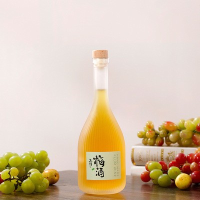 Fruit Wine Glass Matte Bottle  with Wooden Lid and Logo