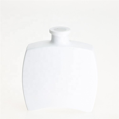 Wholesale Glass Aromatherapy Diffuser Bottle White Jar with Reed for Near Me Distributor