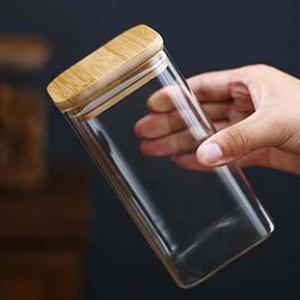 Wholesale High Borosilicate Glass Jar Square Bottom with Bamboo Lid for Food Storage 