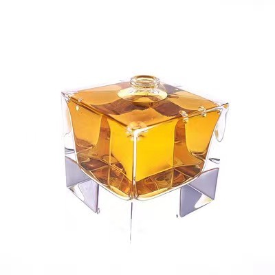 Polishing Crystal Glass Perfume Jar with Atomizer