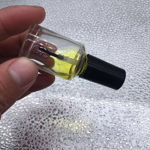 9 ML Transparent Round Essential Nail Polish Oil Bottle with Black Brush