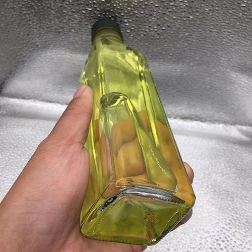 Various Capacity Olive Oil Glass Bottle with Metal Screw Cap