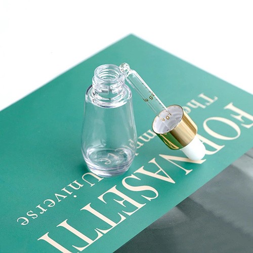 Wholesale Clear Glass Cosmetic Essential Oil Spray Dropper Bottle for Personal Care