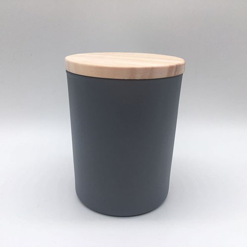 Wholesale 200 ML Cylinder Matte Gray Empty Glass Candle Holder with Wooden Lid for Decoration