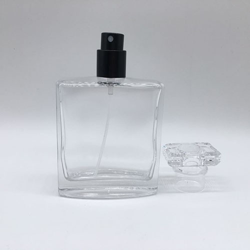 Wholesale 50 ML Empty Transparent Rectangle Sprayer Perfume Glass Bottle with Crystal Cap