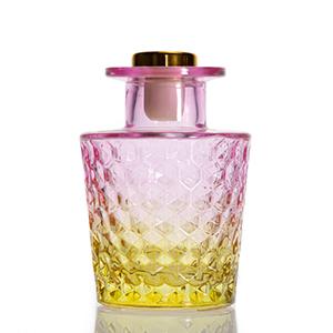Wholesale Glass Diffuser Aromatherapy Bottle Personalized  Empty Honeycomb Shape 100ml Embossed Glass Jar